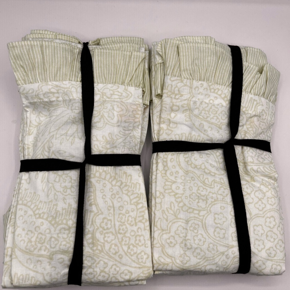 Rhodes + West Elm Green Garden Ruffle Napkin Set of 8 NEW Cotton Floral 20 x 20 - Picture 2 of 5
